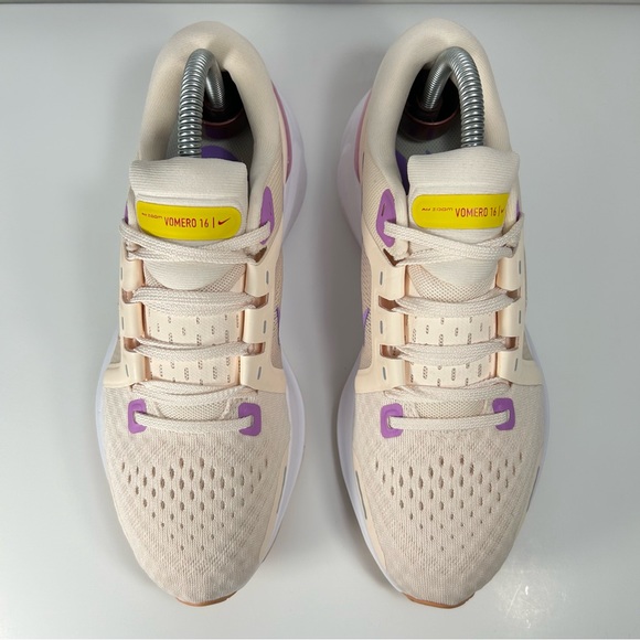 Nike AIR ZOOM VOMERO 16 'White Oxygen Purple' Road Run Shoe DA7698-800 Women's 8 - Picture 10 of 16